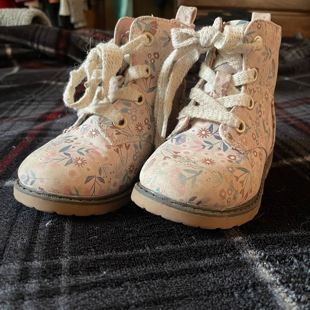 Cat & Jack Pink and Cream Floral Boots
